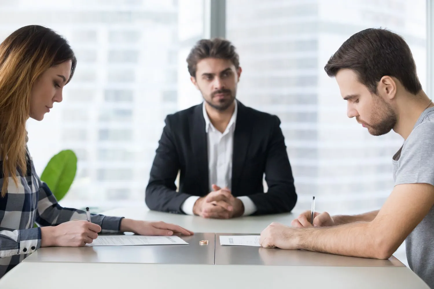 How EH Mediation Guides Couples Toward Fair and Balanced Outcomes Grantham